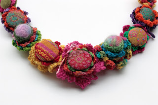 rRradionica: Cacadoo Look (M&M) . Handmade necklace