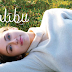 Assista a versão acústica de "Malibu", novo single de Miley Cyrus