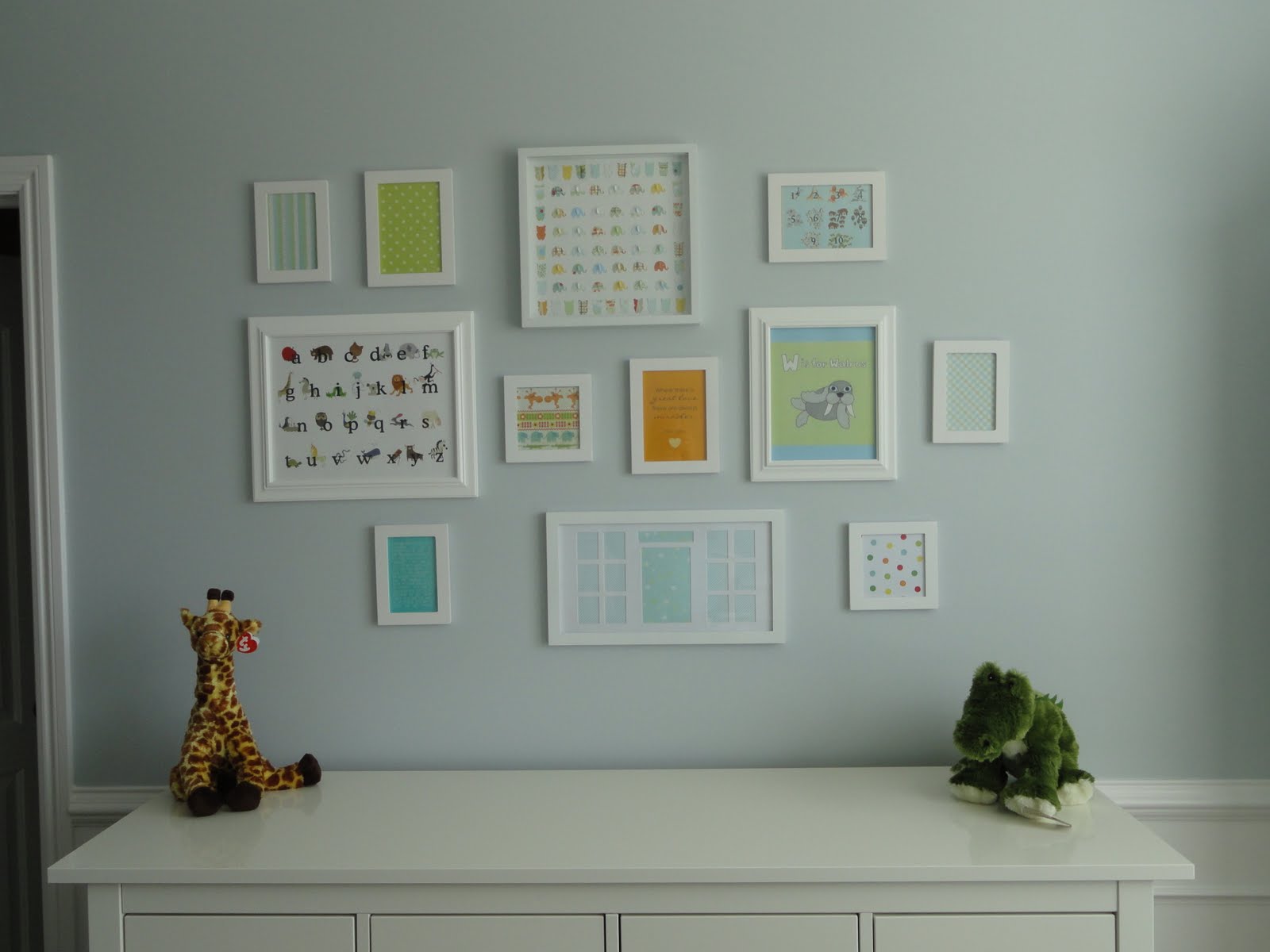 Worth the Wait: DIY Frame Wall