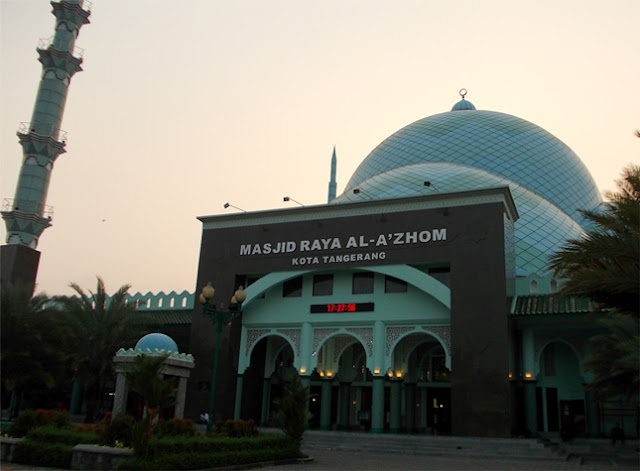 masjid raya al'azom tangerang