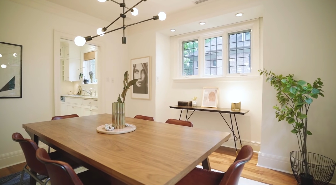 26 Interior Design Photos vs. 44 Old Bridle Path, Toronto Luxury Home Tour