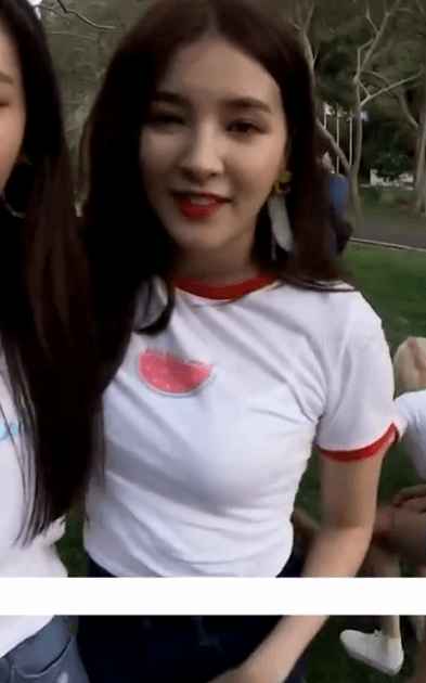 혼혈의 위엄이 느껴지는 모모랜드 낸시의 피지컬