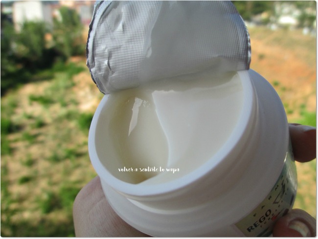 Productos de farmacia - Crema Gel Hidratante con ácido hialurónico e Hidrosomas de Malva de Regolodos