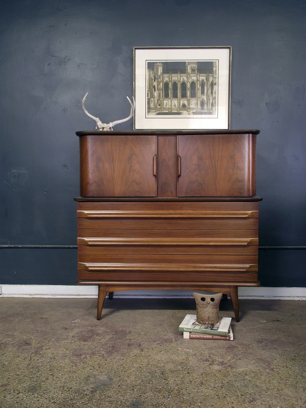 Vintage Ground MCM Highboy Dresser / Chest of Drawers