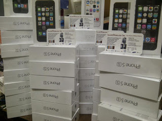 WTS Brand new iphone 5 s 64gb unlocked52d29a738f358df704c9