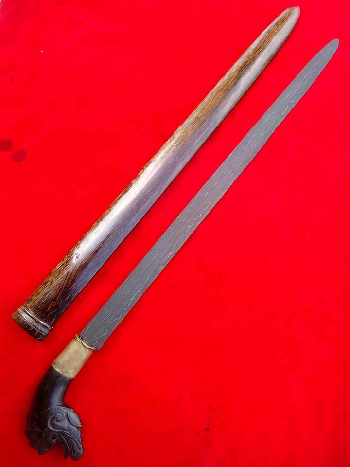 Pedang Keris Panjang Dan Sundang Diraja