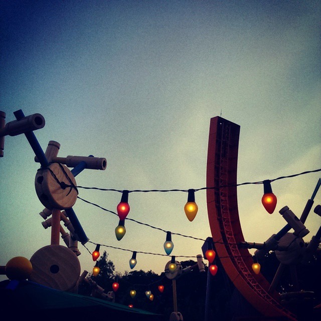 5 Wahana Disneyland Hong Kong ini jadi favorit wisatawan