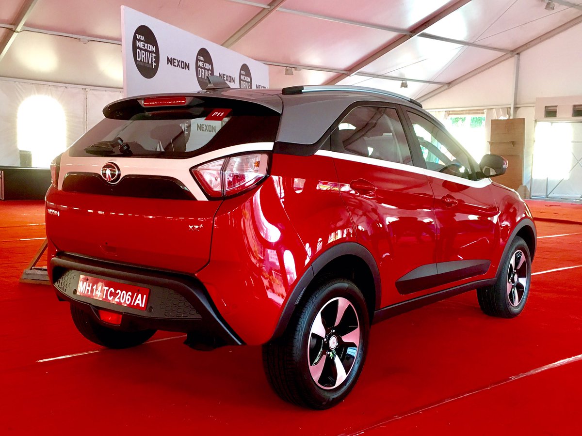Tata Motors машины