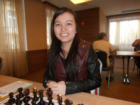 CHESS NEWS BLOG: : Chess Ratings: Carlsen at record 2881,  Kosteniuk No. 1 on Russian Women's List