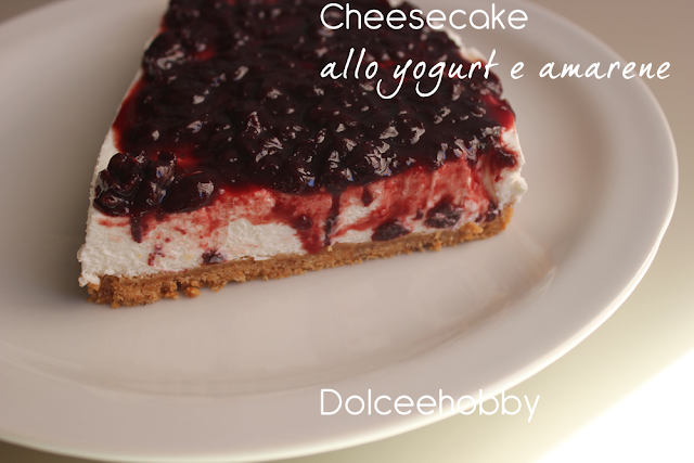 cheesecake allo yogurt e amarene   