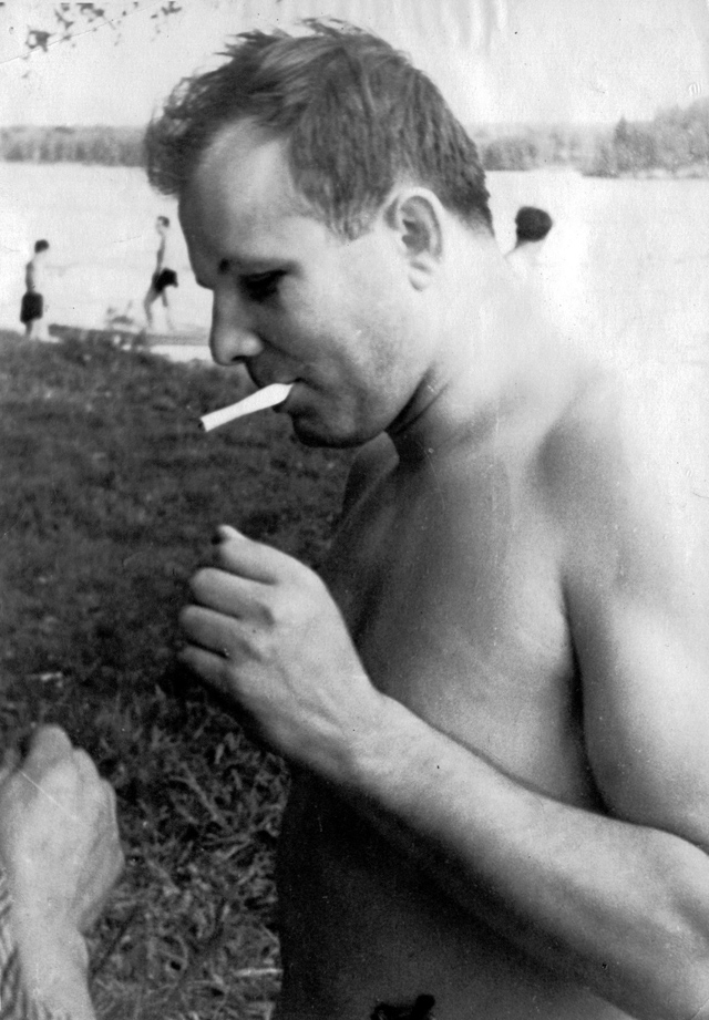 Yuri Gagarin  Everyday photos of the First Man in Space  1960s - 23