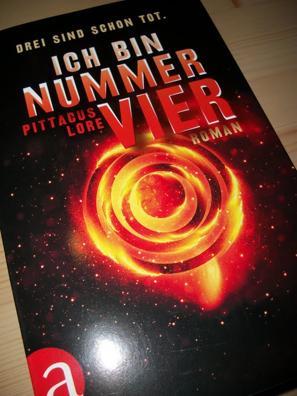Büchersüchtig: [REZENSION] "Ich bin Nummer Vier" (Band 1)