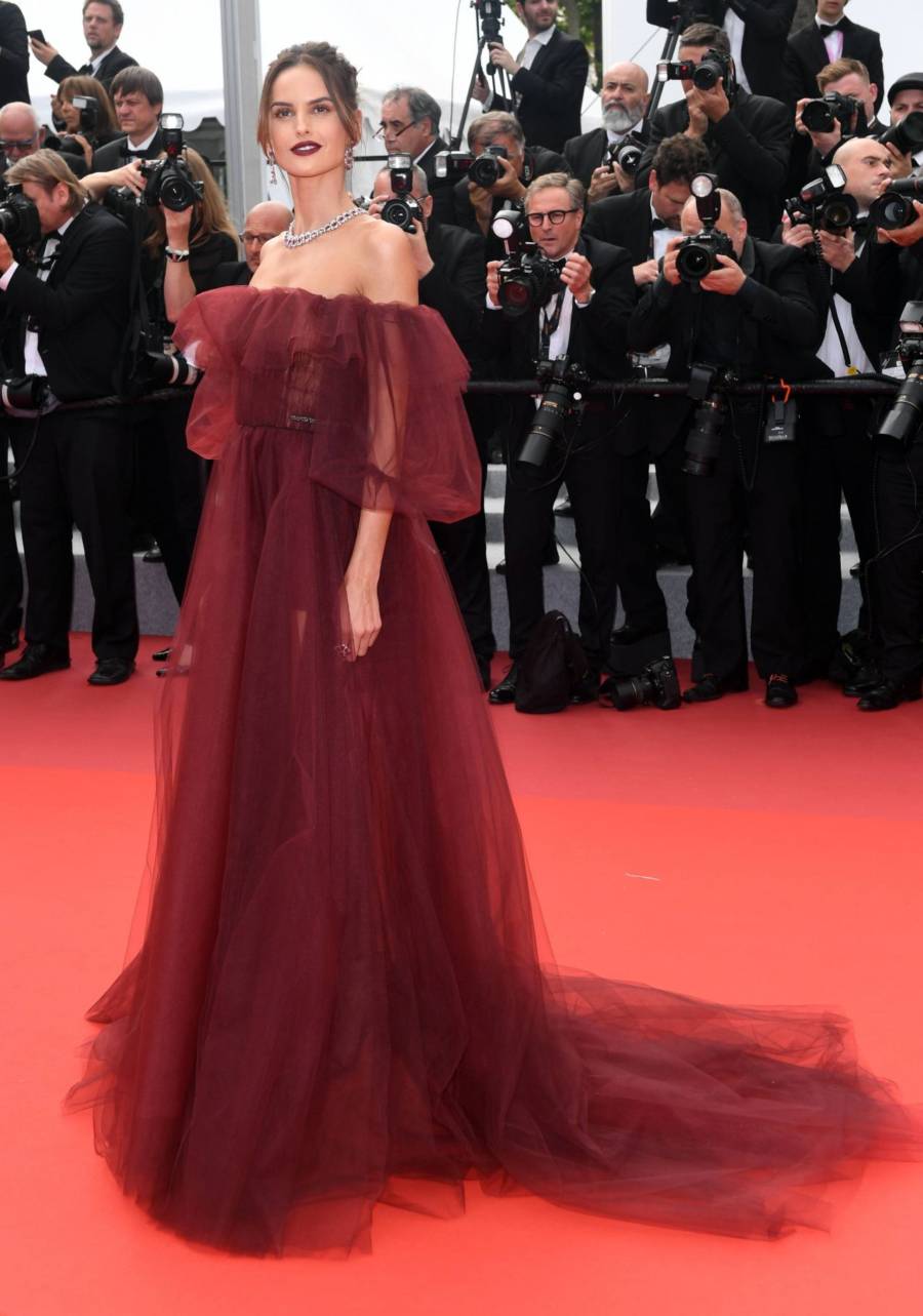 Brazilian Model Izabel Goulart At Cannes Film Festival | CineHub