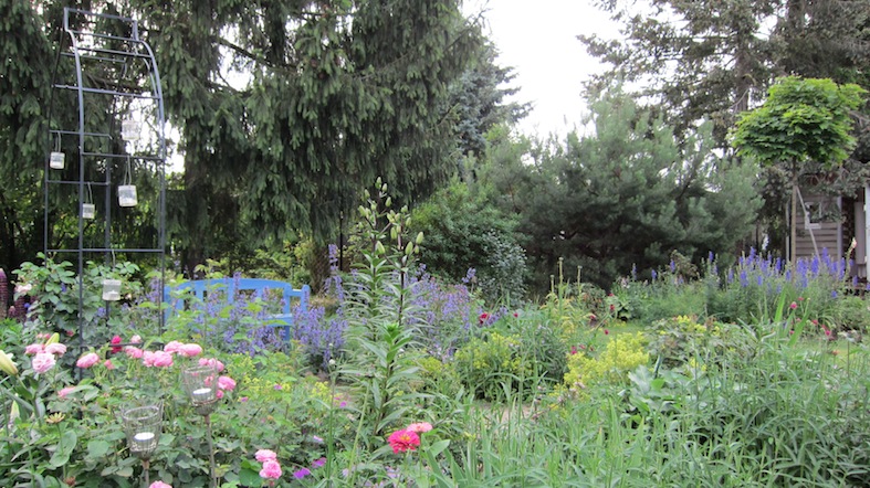 Gartenglück im Wandelgarten Sommersonnengarten
