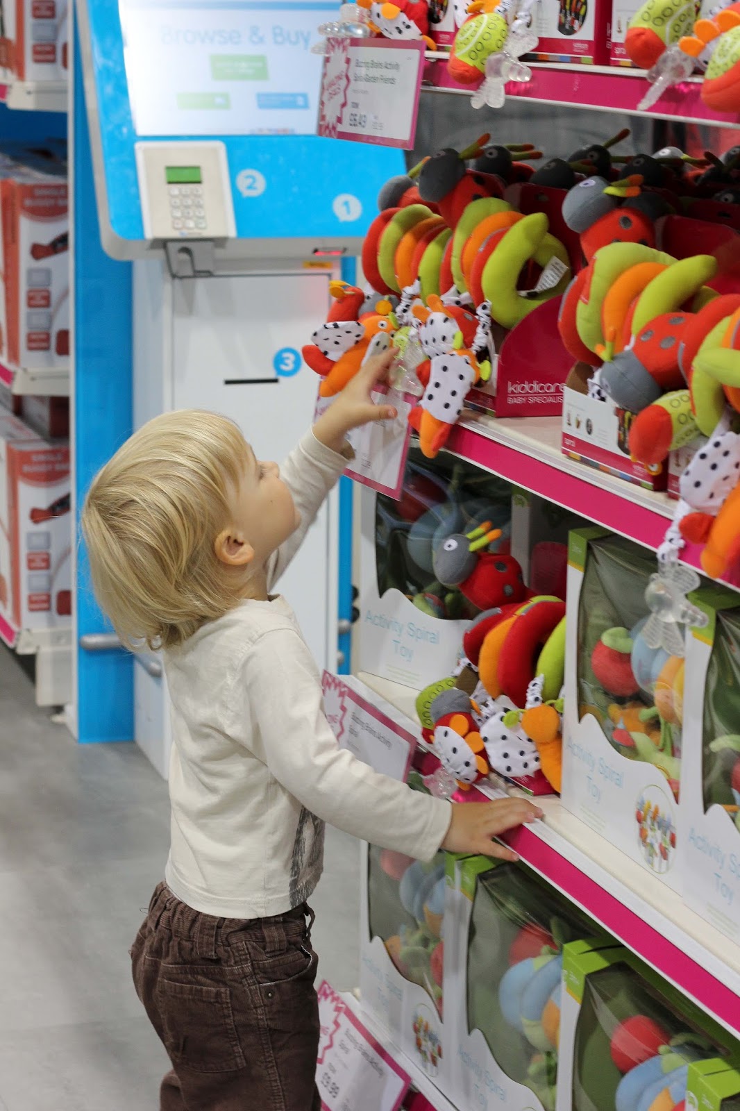 Side Street Style Kiddicare Bristol Causeway Review and Giveaway