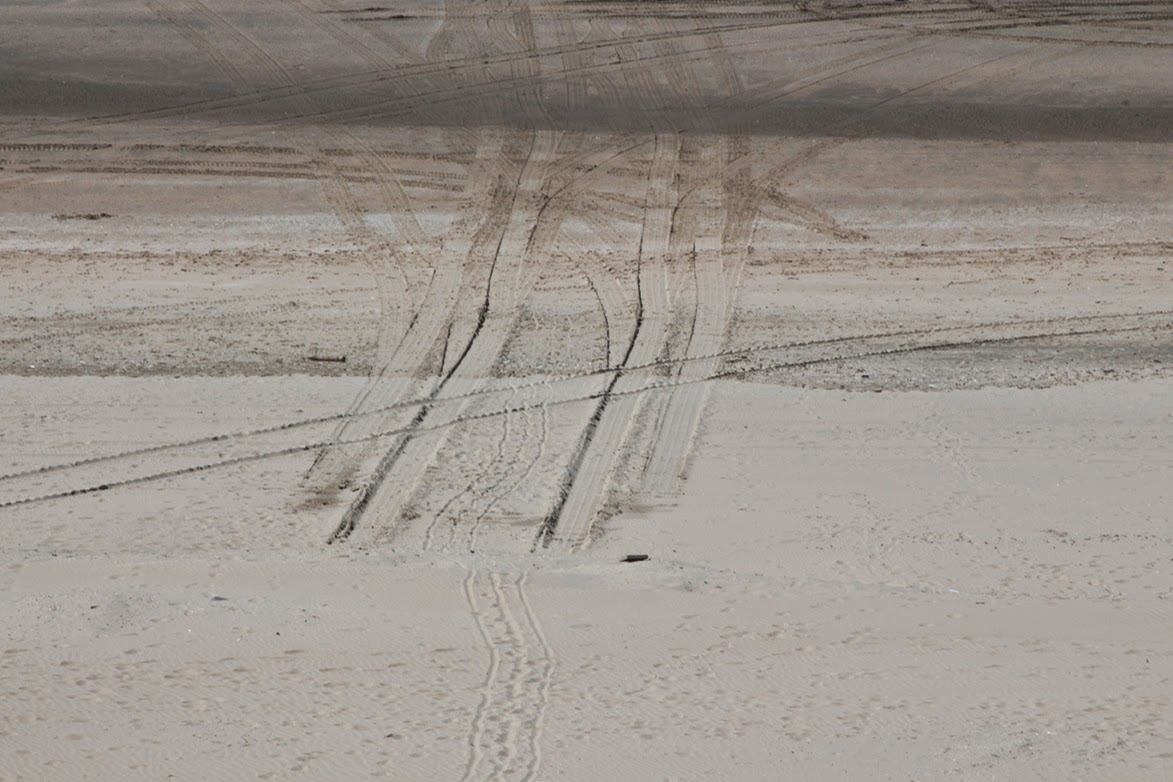 tyre tracks going into space