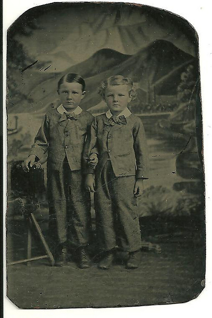 Old portraits with background smackdown ~ vintage everyday Old Portraits With Background Smackdown ~ Vintage Everyday