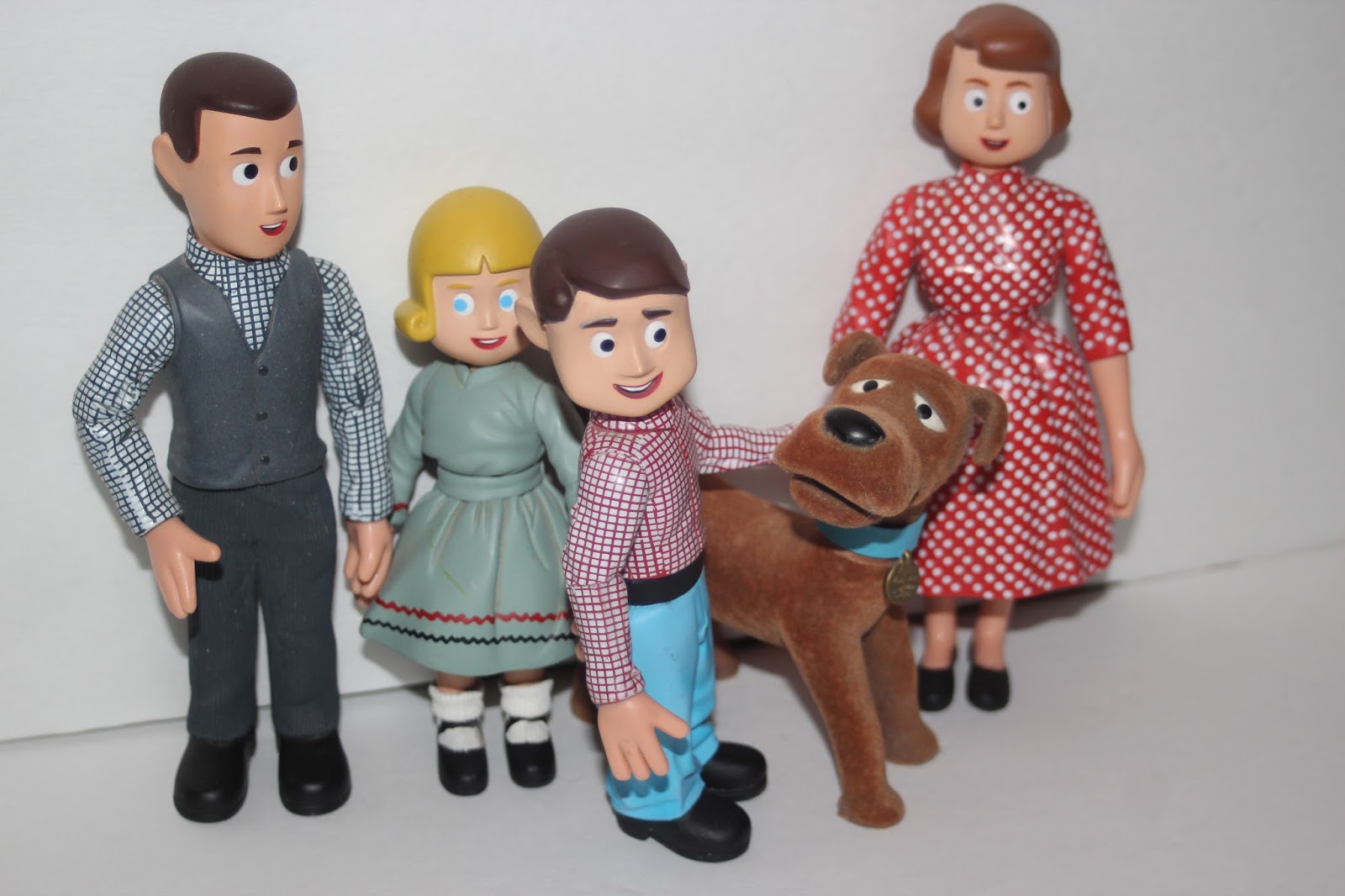 OF THE DOLLS DollADay 2017 61Davey and Goliath and Family