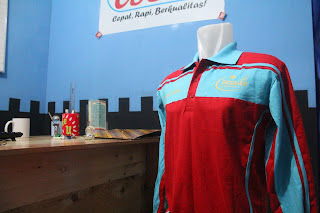 POLOH OLAHRAGA BAHAN COTTON SERAGAM OLAHRAGA TRAINING SEKOLAH KANTOR