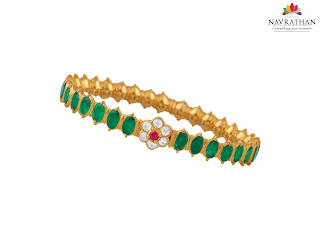 Navrathan Jewellers unveils an array of Emerald Jewellery Collection Navrathan Jewellers unveils an array of Emerald Jewellery Collection