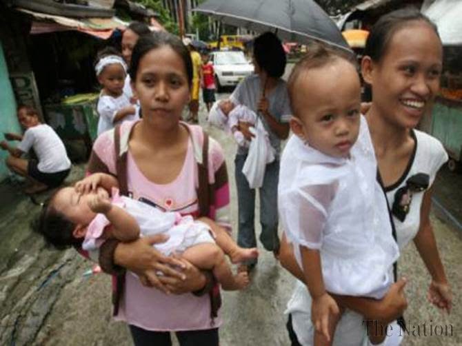 SOLYMONE BLOG WOMEN OF PHILIPPINE SLUM WELVOME BIRTH CONTROL VICTORY?