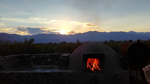 Churrasco na pré-cordilheira dos Andes, em Mendoza.