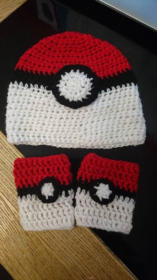 TheHoneypotCraftsNThings: Pokemon Pokeball Hat: A Free ...