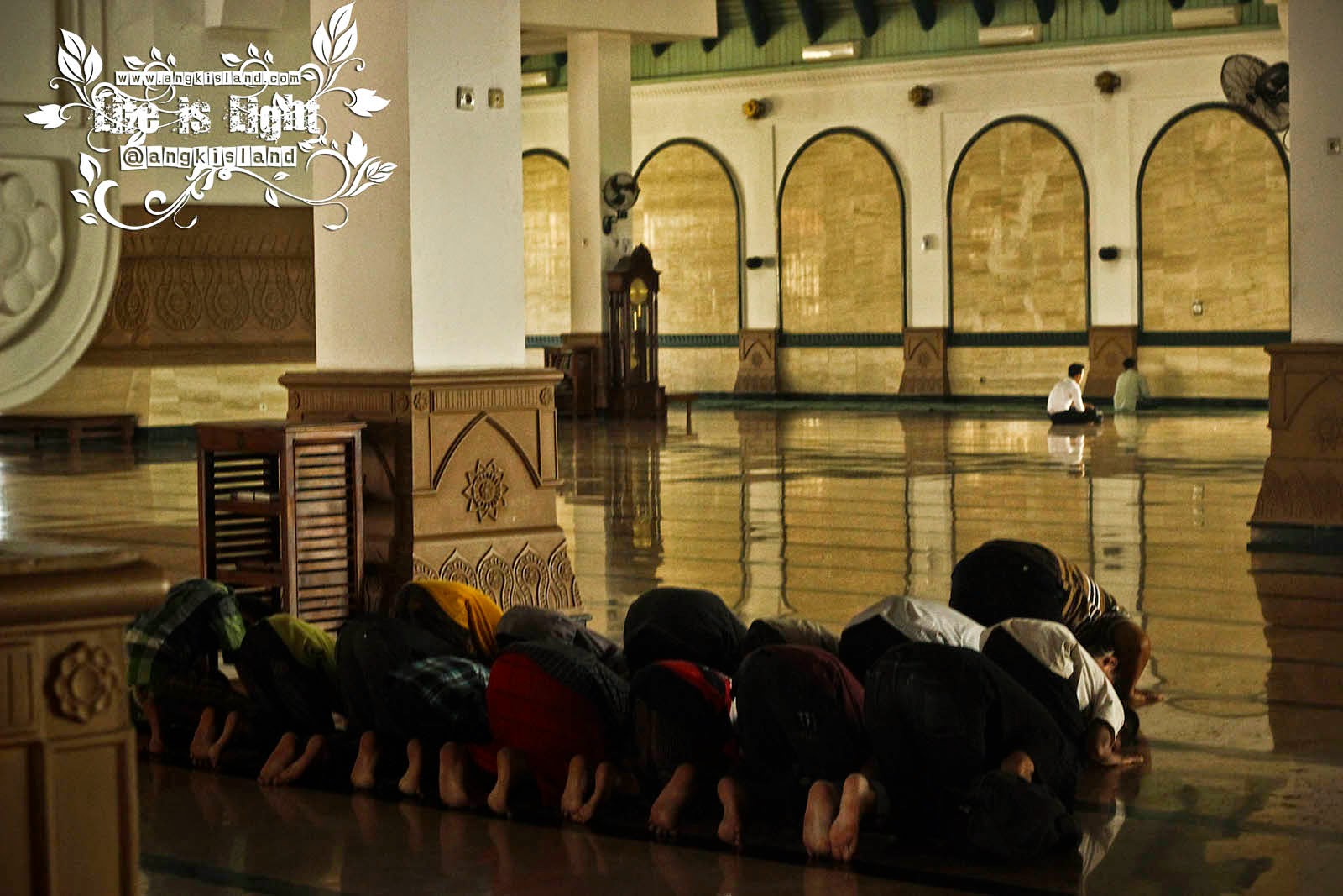 Masjid Agung Jawa Tengah Jamaah Masjid Agung Jawa Tengah