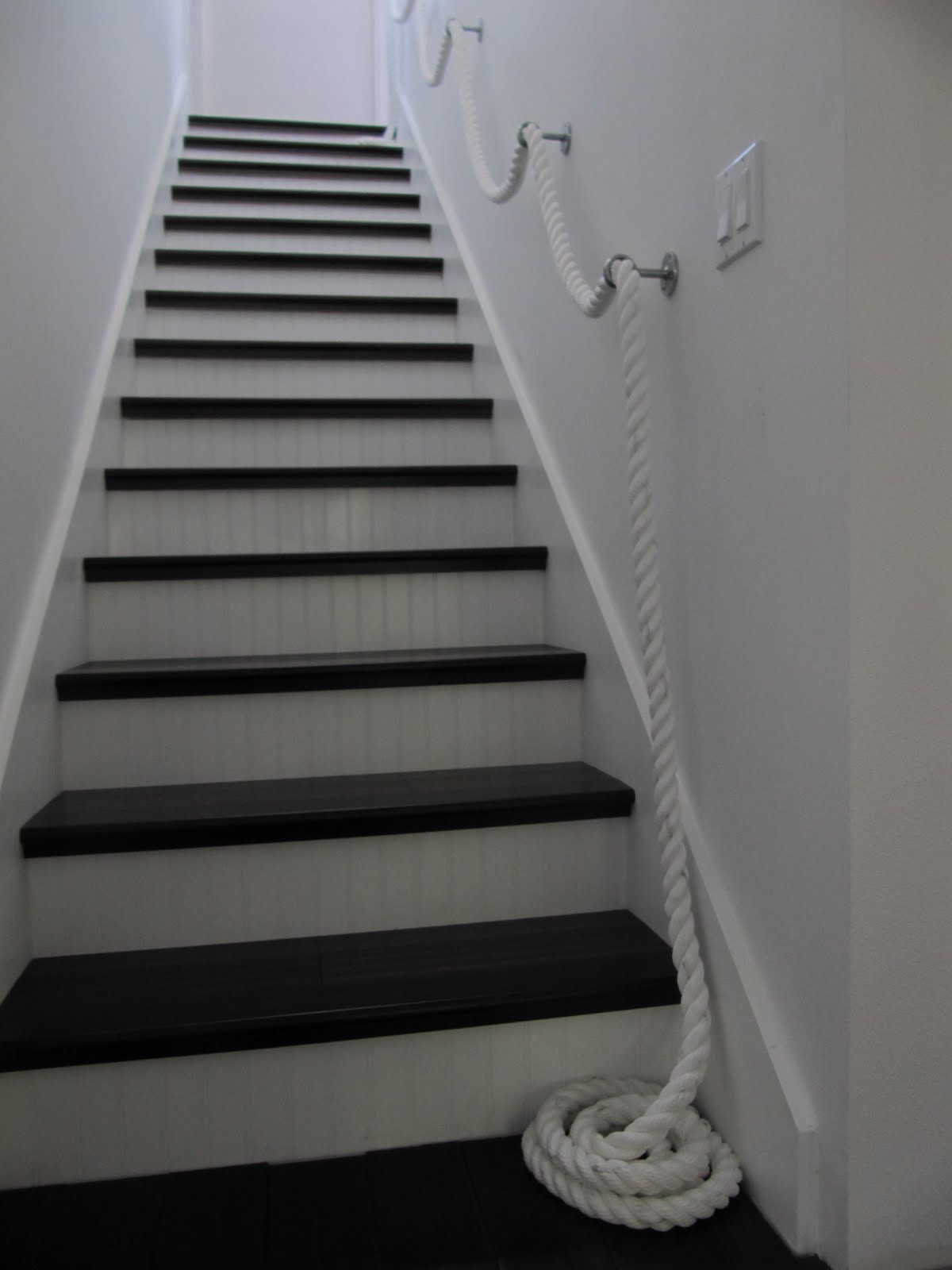 laurie's-projects: Stair Rope Banister