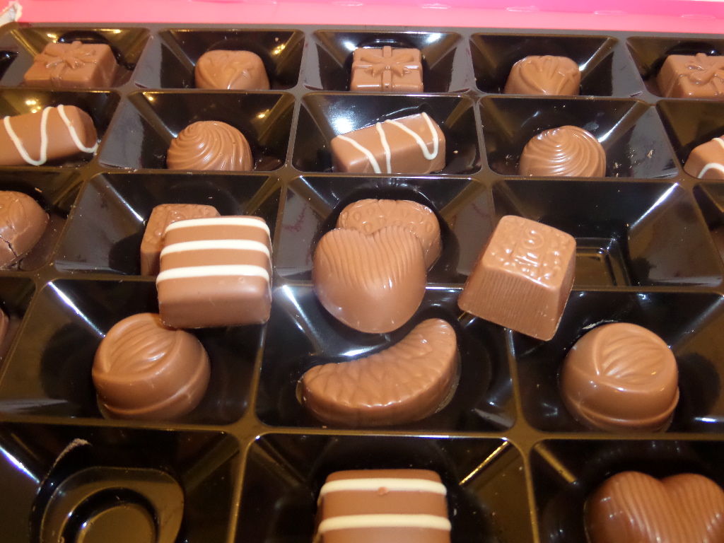 Madhouse Family Reviews Happy 100th Birthday, Cadbury Milk Tray ! (review)