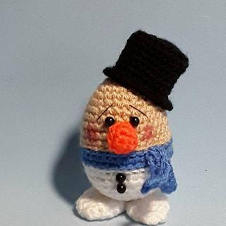 PATRON GRATIS MUÑECO DE NIEVE AMIGURUMI 31594