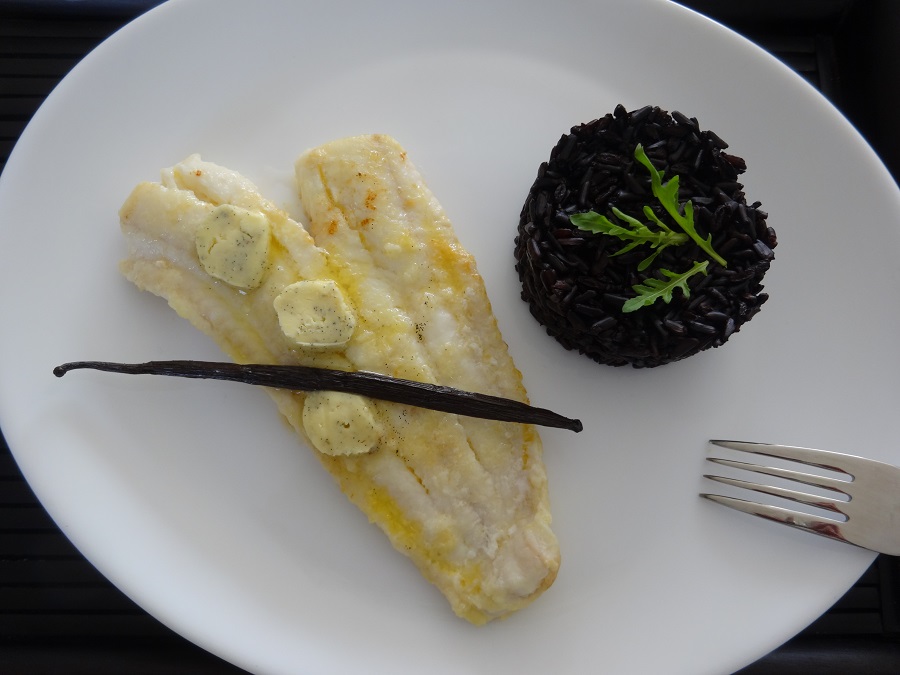 SAVEURS FRANCOPOLONAISES FILET DE BAR SAUCE VANILLÉE