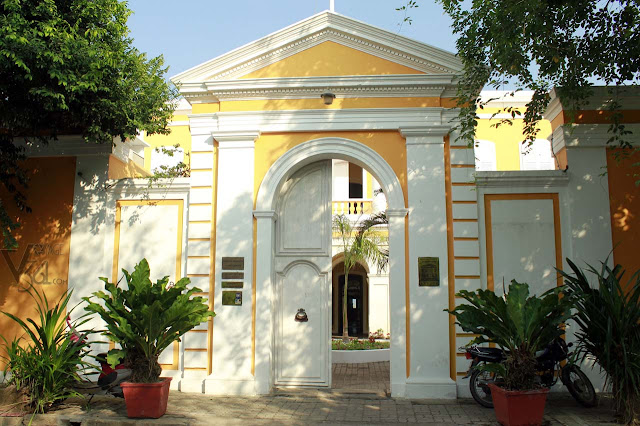 Institut Français De Pondichéry, Rue Saint Louis Institut Français De Pondichéry, Rue Saint Louis
