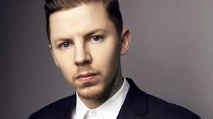 Professor Green Professor Green faz parceria com Tori Kelly
