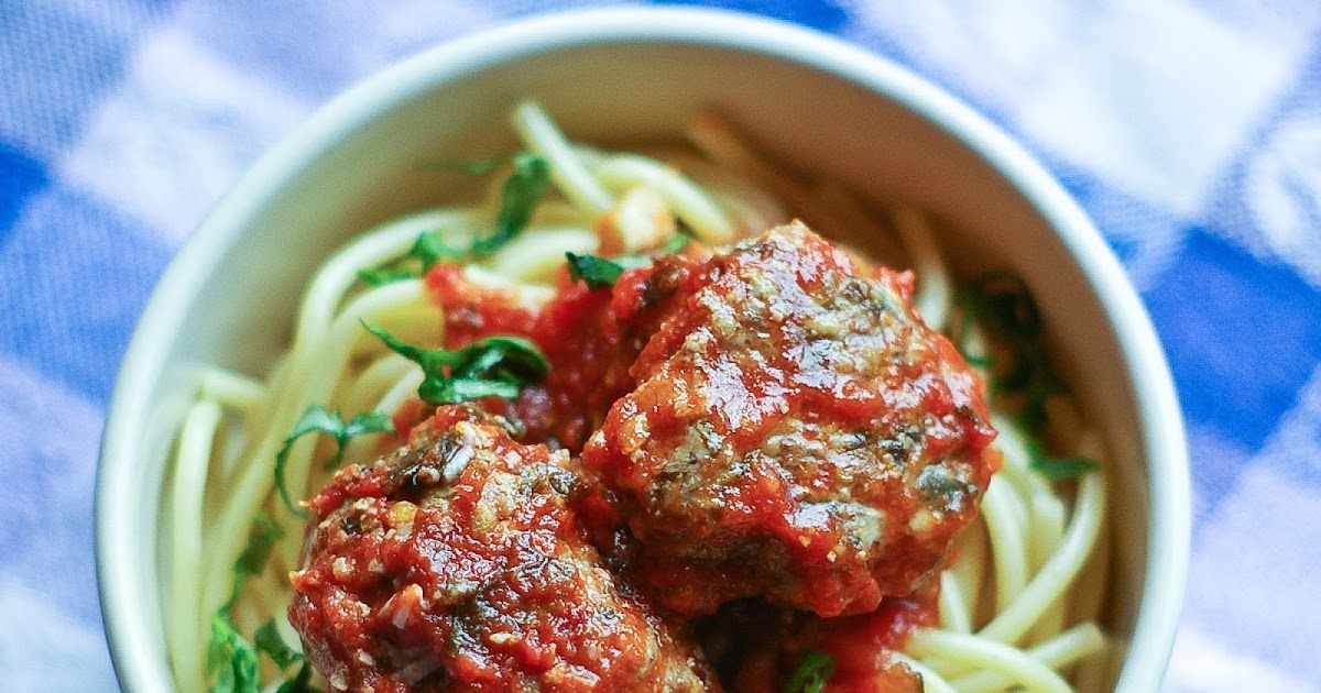 The Yum Yum Factor: Meatballs with Kale