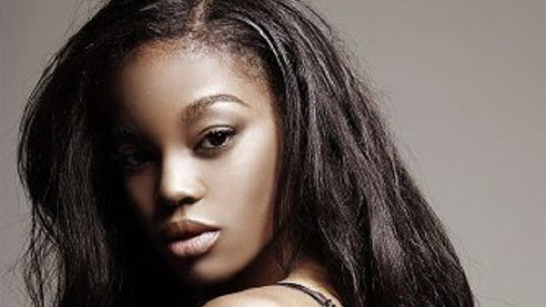 Outfit Adalah Pilihan Gaya yang Menentukan Kesan Pertama Anda