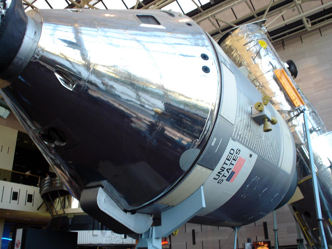 Plastic Models on the Internet: Space vehicles walkaround vol.1: Apollo ...