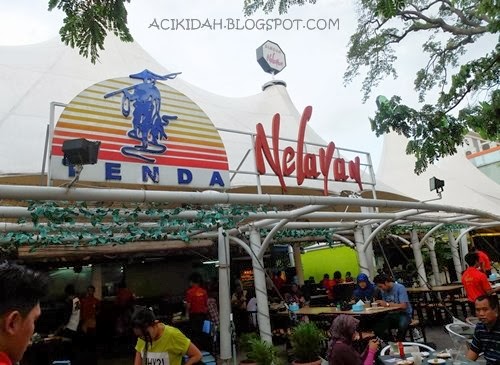 Restoran Nelayan di Merdeka Walk Medan Indonesia