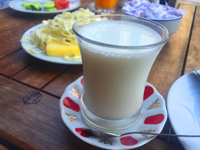 Ali Kaptan Börek Ve Kahvaltı 2tek1çift Neredeyiz?