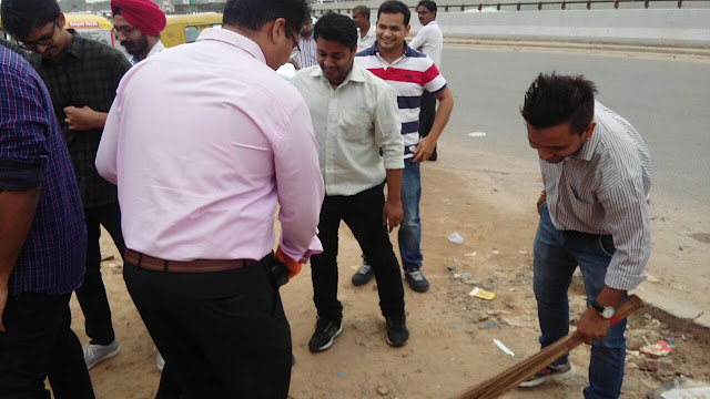 Knowlarity celebrate 7th Anniversary by contributing to Swachh Bharat Campaign Knowlarity celebrate 7th Anniversary by contributing to Swachh Bharat Campaign