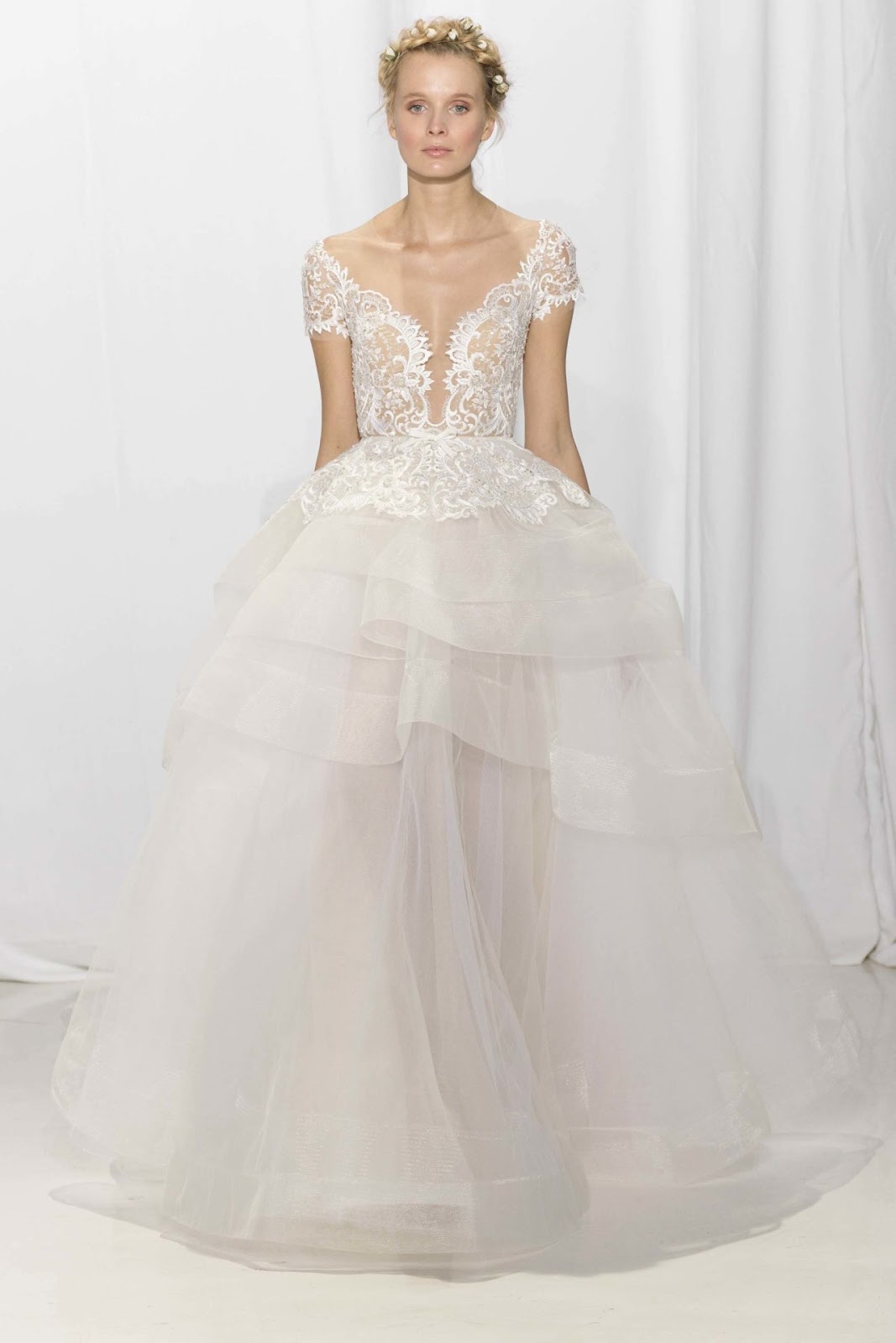 Bridal Beautiful : REEM ACRA