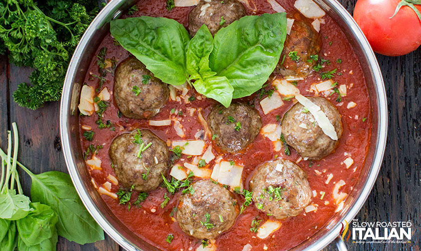 Italian Food Mozzarella Stuffed Meatballs (VIDEO)