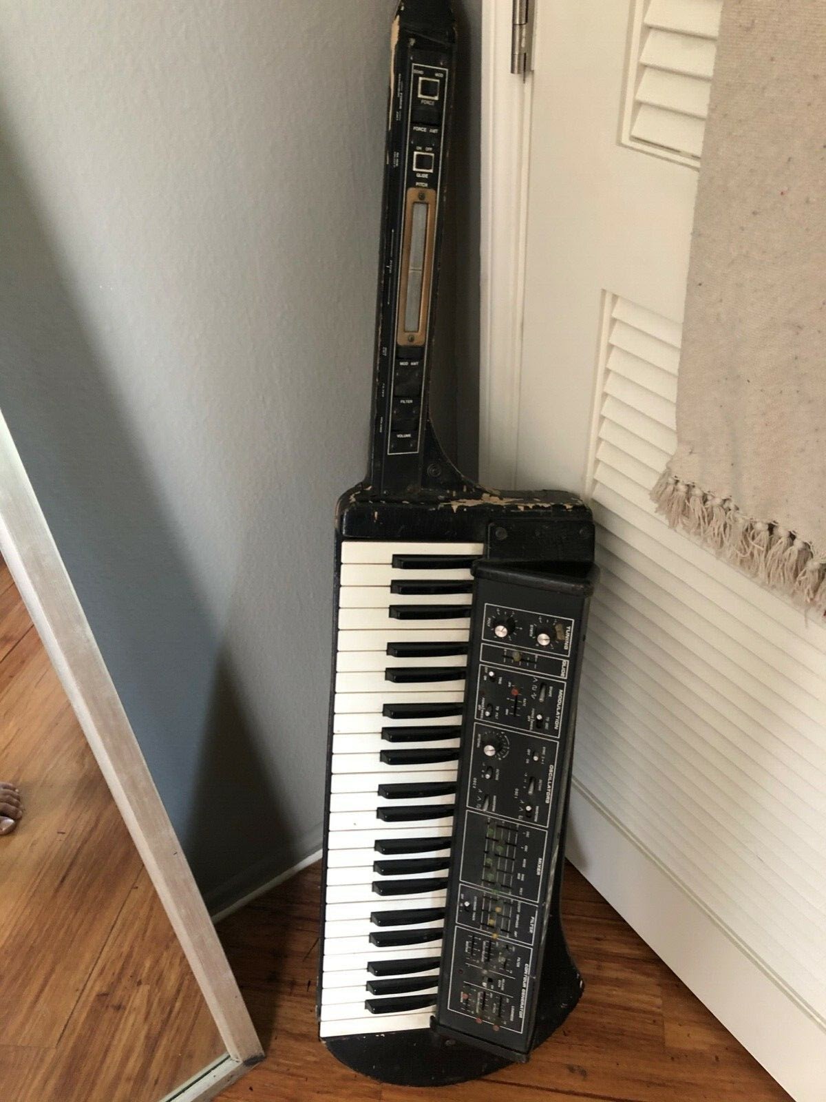 MATRIXSYNTH Moog Liberation Keytar Synthesizer