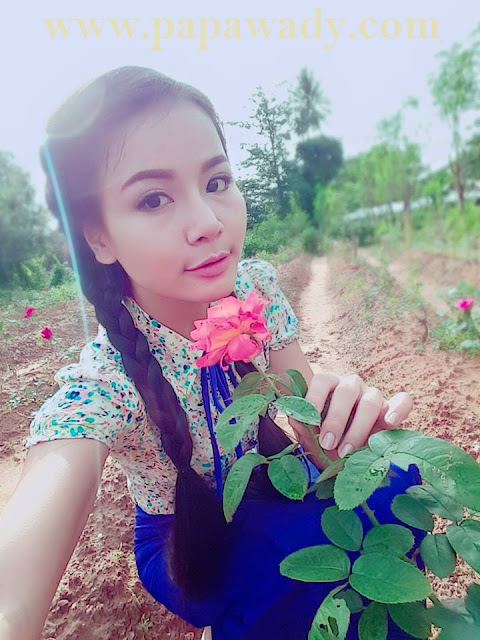 Nang Myat Phyo Thinn - Selfie Shots 