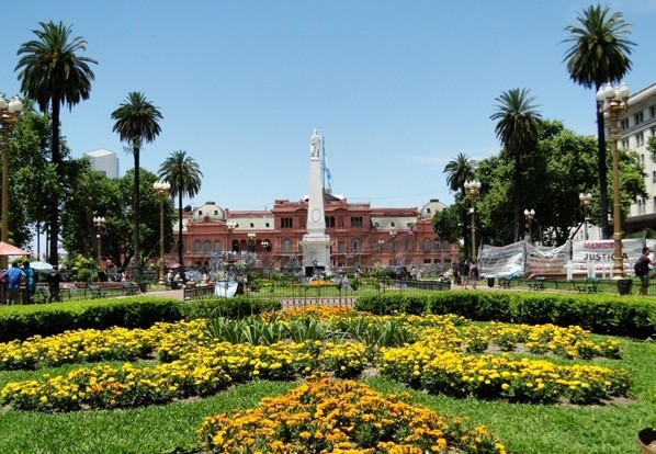 Plaza de Mayo, mi plaza preferida de América - Memorias del Mundo, Blog