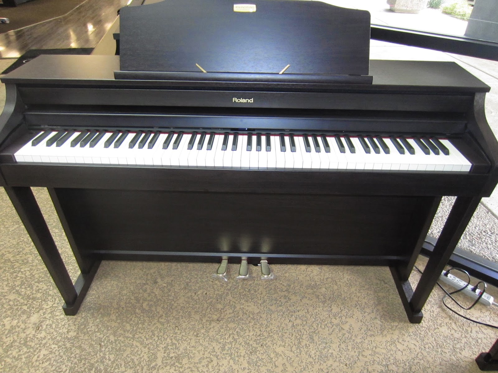 AZ PIANO REVIEWS: #1 DIGITAL PIANO REVIEW SITE!