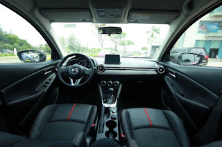 Showroom Mazda Long Biên chuyên bán các dòng xe Mazda chính hãng - giá ưu đãi - khuyến mãi hấp dẫn - 10