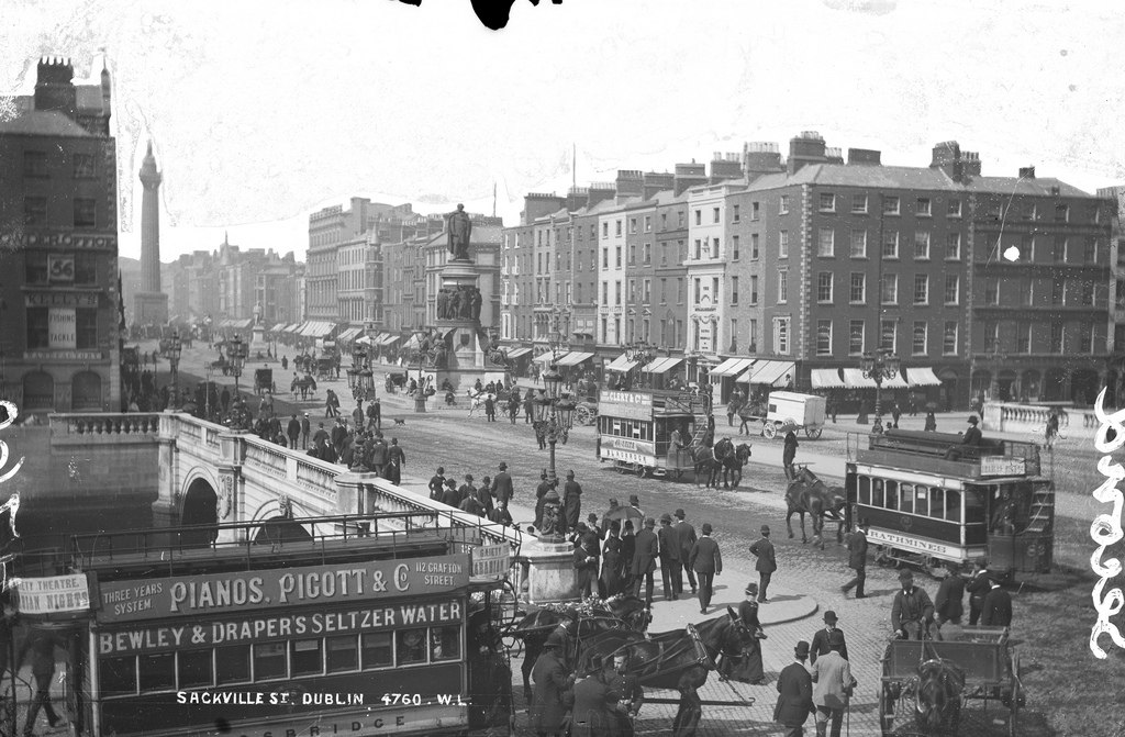 Dublin in the Early Photography  Vintage Photos Capture Street Scenes of Dublin in the Late 19th and Early 20th Centuries - 15