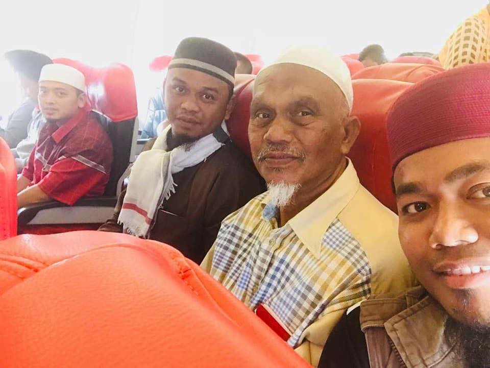 Isteri Keluarga Ustaz Wadi Anuar