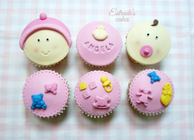 cupcakes con fondant para nacimiento de niña - 1